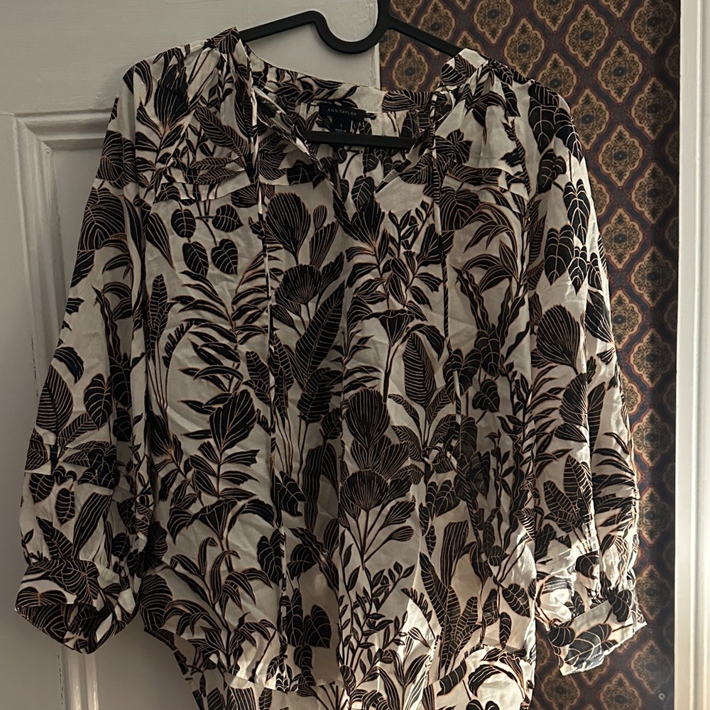 Ann Taylor Black and White Leaf Print Blouse